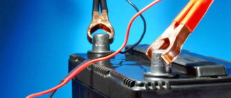 càrrega de la bateria del cotxe